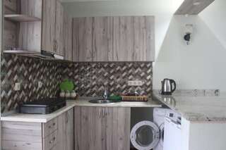 Отель Magnolia apartments Батуми Апартаменты с балконом-13