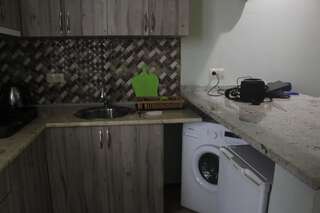Отель Magnolia apartments Батуми Апартаменты с видом на море-12