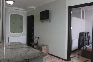 Отель Magnolia apartments Батуми Апартаменты с видом на море-22